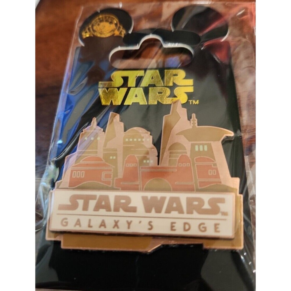 Disney Pin Star Wars Galaxy's Edge Batuu Bright Suns slider Copper Skyline 00022